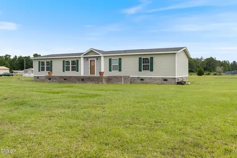 33 Chadburn Road Lumberton NC 28360