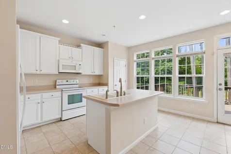 102 Cabernet Drive Chapel Hill NC 27516
