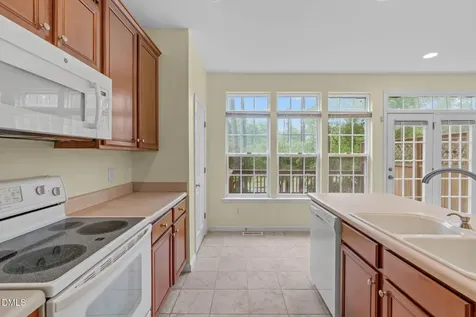 102 Cabernet Drive Chapel Hill NC 27516