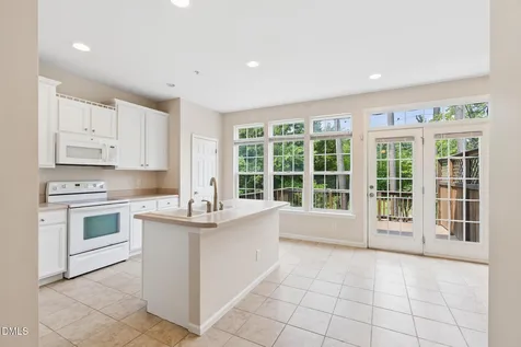 102 Cabernet Drive Chapel Hill NC 27516