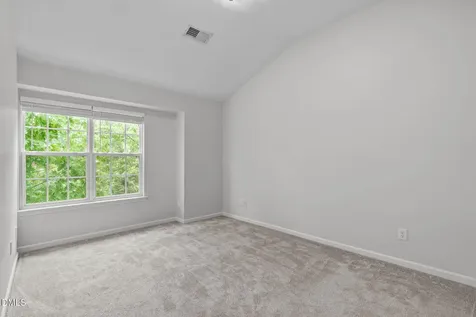 102 Cabernet Drive Chapel Hill NC 27516