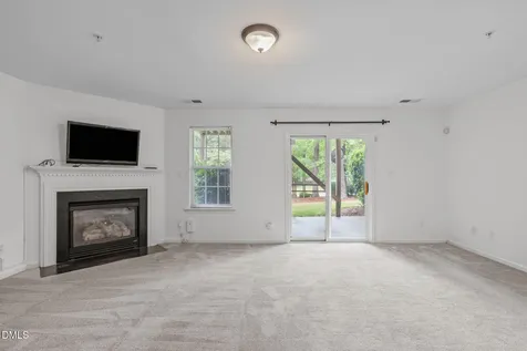 102 Cabernet Drive Chapel Hill NC 27516