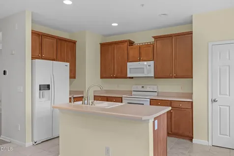 102 Cabernet Drive Chapel Hill NC 27516