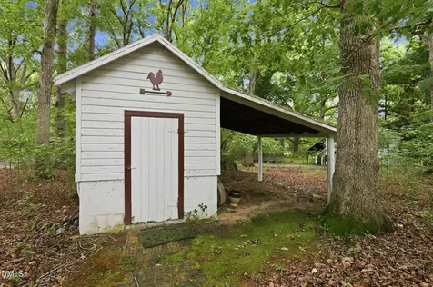 2102 Bahama Road Bahama NC 27503