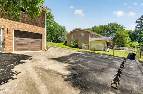 1224 Pineview Drive Raleigh NC 27606