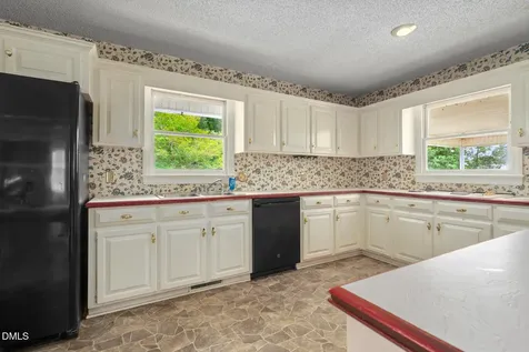 6562 Squirrel Den Road Bailey NC 27807