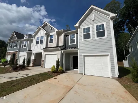 1318 Hammond Drive Mebane NC 27302