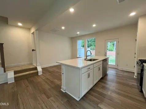1318 Hammond Drive Mebane NC 27302