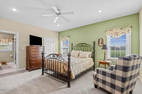 1202 Old Smith Chapel Road Mount Olive NC 28365