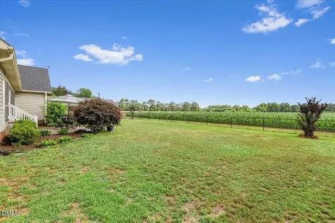 1202 Old Smith Chapel Road Mount Olive NC 28365