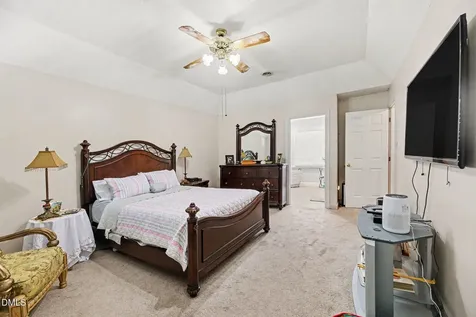 5013 Khaki Run Fuquay Varina NC 27526