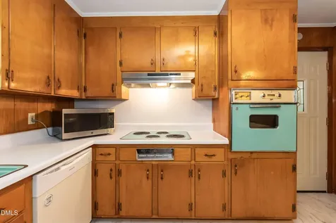 1602 Lakeside Drive Garner NC 27529