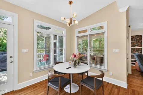 113 Stoneleigh Drive Cary NC 27511