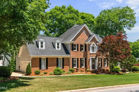 113 Stoneleigh Drive Cary NC 27511