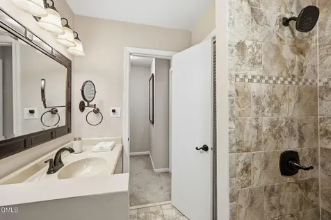 3733 Yorktown Place Raleigh NC 27609