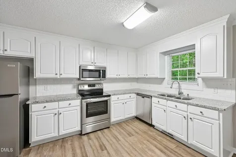212 Saint James Court Clayton NC 27520