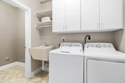 9113 White Eagle Court Raleigh NC 27617