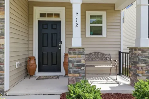 212 Oakchest Court Durham NC 27703