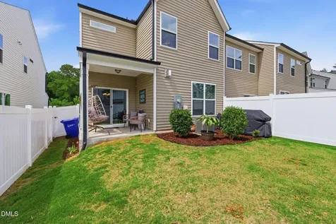 212 Oakchest Court Durham NC 27703