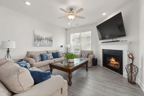 212 Oakchest Court Durham NC 27703