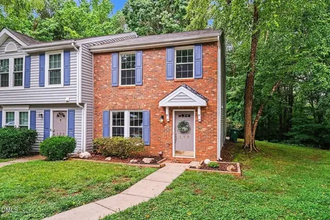 148 Luxon Place Cary NC 27513