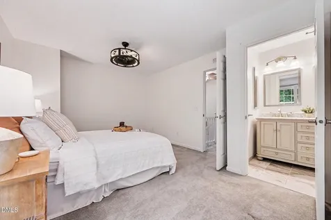 148 Luxon Place Cary NC 27513