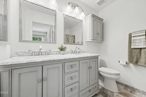 148 Luxon Place Cary NC 27513
