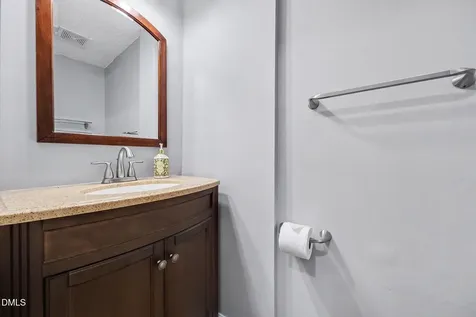 148 Luxon Place Cary NC 27513