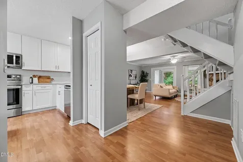148 Luxon Place Cary NC 27513