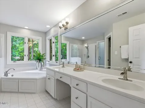102 E Jules Verne Way Cary NC 27511