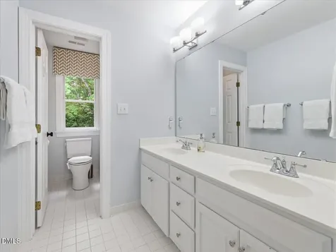 102 E Jules Verne Way Cary NC 27511