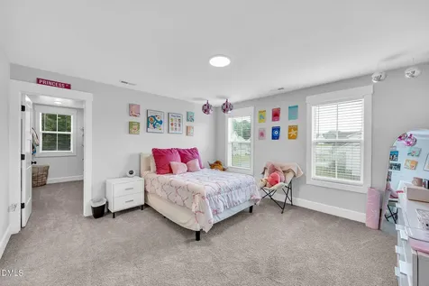 257 Hampshire Court Four Oaks NC 27524