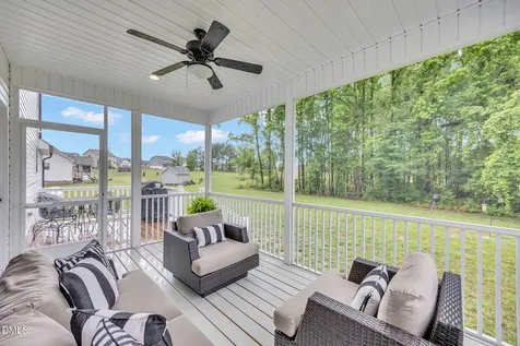 257 Hampshire Court Four Oaks NC 27524