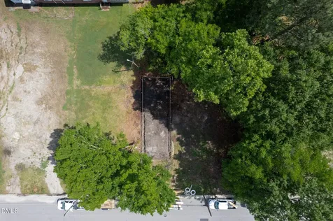 927 Carolina Street E Wilson NC 27893