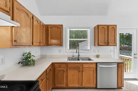 2733 Glastonbury Road Apex NC 27539