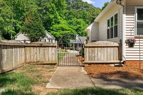 2733 Glastonbury Road Apex NC 27539