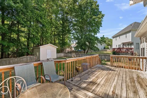2733 Glastonbury Road Apex NC 27539