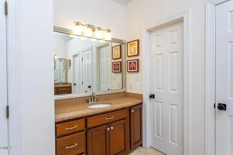 8509 Towneley Place Raleigh NC 27615