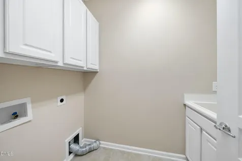 604 Bloomsbury Place Cary NC 27519