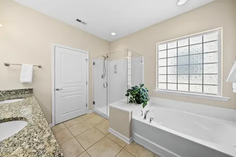 604 Bloomsbury Place Cary NC 27519