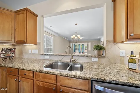 604 Bloomsbury Place Cary NC 27519
