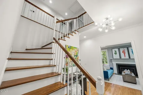 8 Sedgewood Road Chapel Hill NC 27514