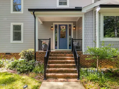 8 Sedgewood Road Chapel Hill NC 27514