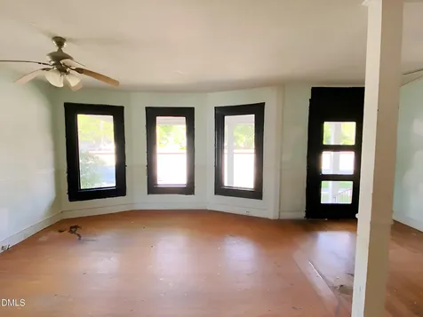 301 S Wilson Street Fremont NC 27830