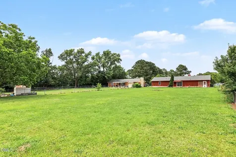 106 Kelly Court Goldsboro NC 27534