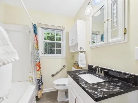 2335 Venie Street Burlington NC 27215