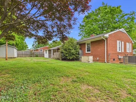2335 Venie Street Burlington NC 27215