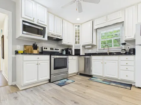 2335 Venie Street Burlington NC 27215