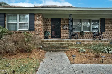 1811 Delwood Drive W Wilson NC 27893