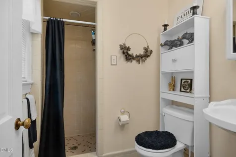 1811 Delwood Drive W Wilson NC 27893